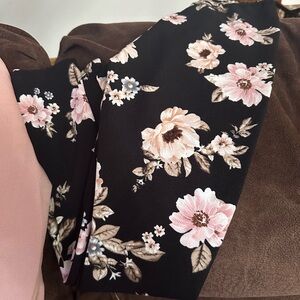 Girls 9Y floral outfit. SHEIN. New without tags.